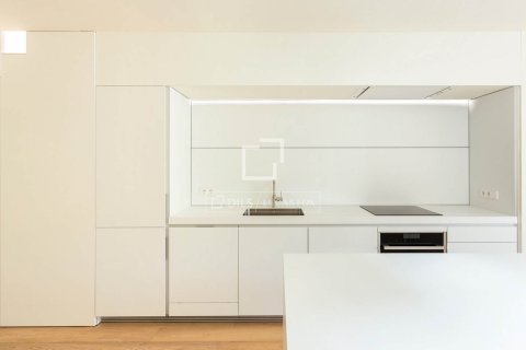 2 bedrooms apartment for sale in Barcelona, Catalonia, Spain № 4439 - photo 10