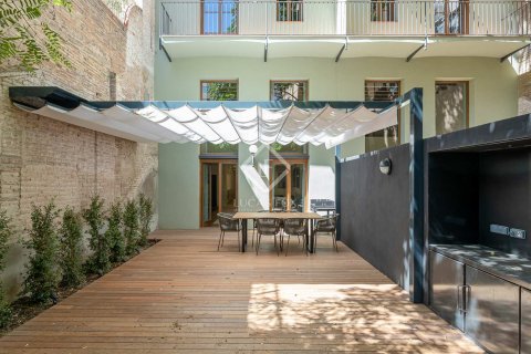 2 bedrooms apartment for sale in Barcelona, Catalonia, Spain № 4439 - photo 26
