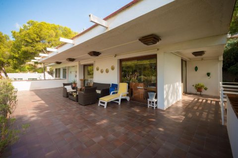 9 bedrooms house for sale in Castelldefels, Barcelona, Catalonia, Spain № 6575 - photo 11