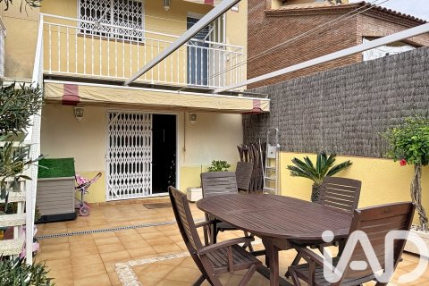 Casa adosada de 4 dormitorios en venta en Calafell, Tarragona, Cataluña, Spain № 4698 - foto 4