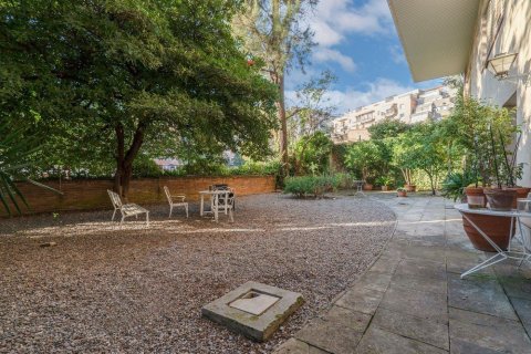 Apartamento de 7 dormitorios en venta en Barcelona, Cataluña, Spain № 1217 - foto 6