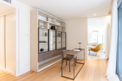 Estudio en venta en Barcelona, Cataluña, Spain № 1491 - foto 10