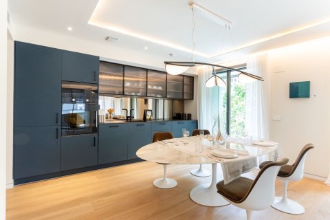 Estudio en venta en Barcelona, Cataluña, Spain № 1491 - foto 8