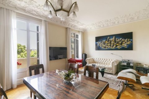 Apartamento de 4 dormitorios en venta en Barcelona, Cataluña, Spain № 1490