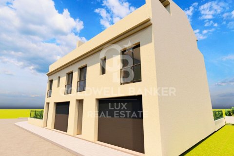 Сasa de 6 dormitorios en venta en Girona, Gerona, Cataluña, Spain № 5936 - foto 4