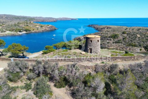12 bedrooms house for sale in Cadaques, Girona, Catalonia, Spain № 5934 - photo 3