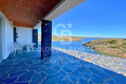 12 bedrooms house for sale in Cadaques, Girona, Catalonia, Spain № 5934 - photo 11