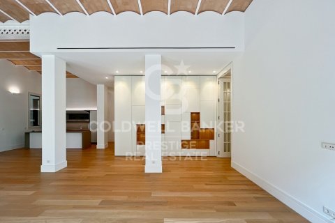 Купить квартиру в Барселона, Испания с 3 спальни, 232м², № 5933 - фото 5