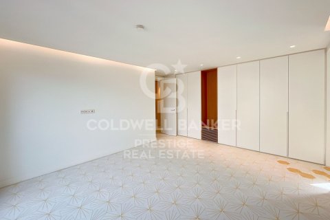 Ático de 3 dormitorios en venta en Barcelona, Cataluña, Spain № 5931 - foto 20