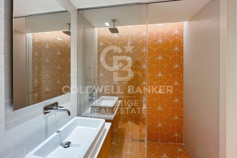 Ático de 3 dormitorios en venta en Barcelona, Cataluña, Spain № 5931 - foto 12