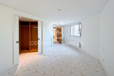 Ático de 3 dormitorios en venta en Barcelona, Cataluña, Spain № 5931 - foto 23