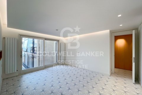 Купить квартиру в Барселона, Испания с 2 спальни, 146м², № 5932 - фото 6