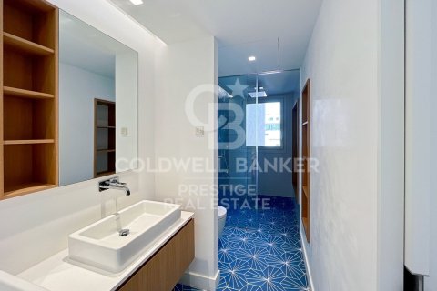 Купить квартиру в Барселона, Испания с 2 спальни, 146м², № 5932 - фото 7