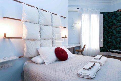 3 bedrooms apartment for sale in Barcelona, Catalonia, Spain № 4339 - photo 3