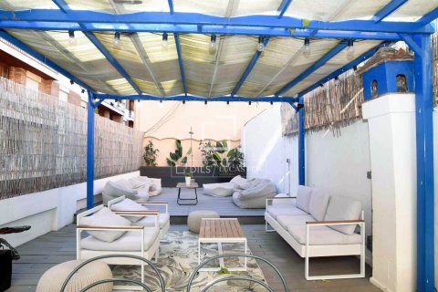 3 bedrooms apartment for sale in Barcelona, Catalonia, Spain № 4339 - photo 2