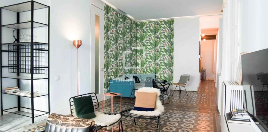 3 bedrooms apartment for sale in Barcelona, Catalonia, Spain № 4339