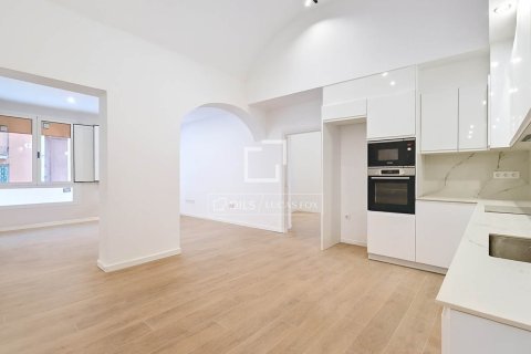 Apartamento de 2 dormitorios en venta en Vilanova i la Geltrú, Barcelona, Cataluña, Spain № 4338