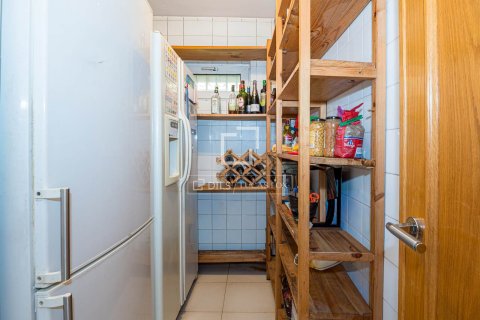 Villa de 6 dormitorios en venta en Sant Cugat del Vallès, Barcelona, Cataluña, Spain № 6369 - foto 19