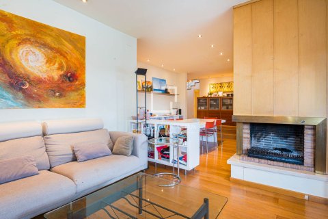 Villa de 6 dormitorios en venta en Sant Cugat del Vallès, Barcelona, Cataluña, Spain № 6369 - foto 13