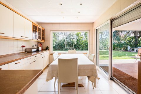 Villa de 6 dormitorios en venta en Sant Cugat del Vallès, Barcelona, Cataluña, Spain № 6369 - foto 17