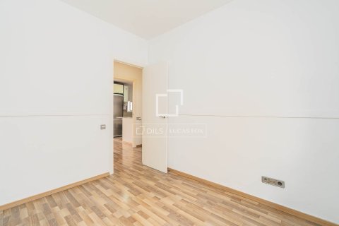 Apartamento de 2 dormitorios en venta en Barcelona, Cataluña, Spain № 6374 - foto 24