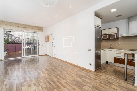 Apartamento de 2 dormitorios en venta en Barcelona, Cataluña, Spain № 6374 - foto 13