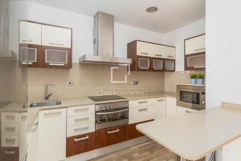 Apartamento de 2 dormitorios en venta en Barcelona, Cataluña, Spain № 6374 - foto 16