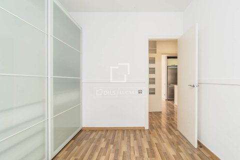 Apartamento de 2 dormitorios en venta en Barcelona, Cataluña, Spain № 6374 - foto 25
