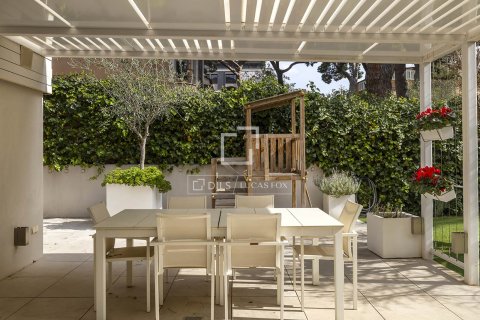 Villa de 6 dormitorios en venta en Barcelona, Cataluña, Spain № 6368 - foto 8