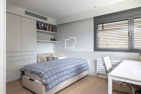 Villa de 6 dormitorios en venta en Barcelona, Cataluña, Spain № 6368 - foto 27
