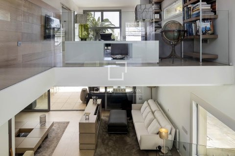 Villa de 6 dormitorios en venta en Barcelona, Cataluña, Spain № 6368 - foto 23