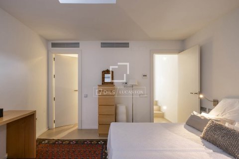 Villa de 6 dormitorios en venta en Barcelona, Cataluña, Spain № 6368 - foto 21