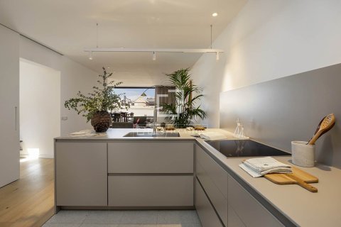 Ático de 2 dormitorios en venta en Barcelona, Cataluña, Spain № 4414 - foto 17
