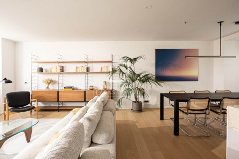 Купить квартиру в Барселона, Испания с 4 спальни, 185м², № 4415 - фото 14