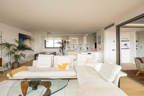 Купить квартиру в Барселона, Испания с 4 спальни, 185м², № 4415 - фото 4