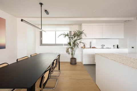 Купить квартиру в Барселона, Испания с 4 спальни, 185м², № 4415 - фото 15