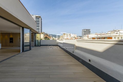 3 bedrooms penthouse for sale in Barcelona, Catalonia, Spain № 4413 - photo 3