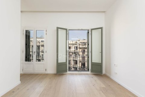 3 bedrooms penthouse for sale in Barcelona, Catalonia, Spain № 4413 - photo 23