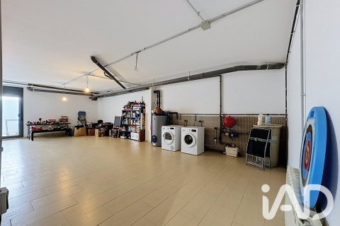 Casa adosada de 3 dormitorios en venta en Vilafranca Del Penedes, Barcelona, Cataluña, Spain № 8455 - foto 29