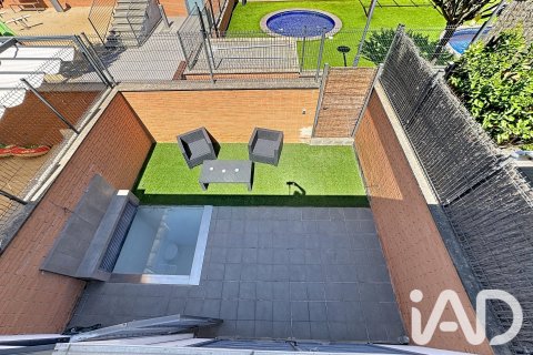 Casa adosada de 3 dormitorios en venta en Vilafranca Del Penedes, Barcelona, Cataluña, Spain № 8455 - foto 9