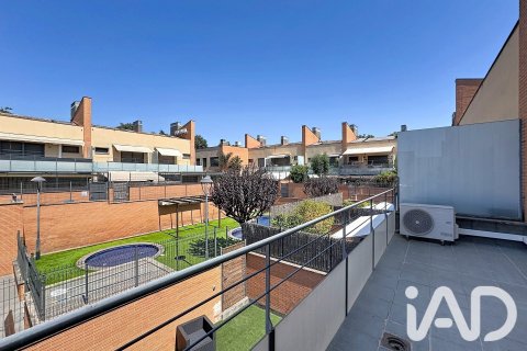 Casa adosada de 3 dormitorios en venta en Vilafranca Del Penedes, Barcelona, Cataluña, Spain № 8455 - foto 15