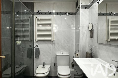 3 bedrooms apartment for sale in Vilanova i la Geltru, Barcelona, Catalonia, Spain № 8458 - photo 9