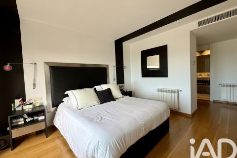 Сasa de 5 dormitorios en alquiler en Sant Vicenc De Montalt, Barcelona, Cataluña, Spain № 8460 - foto 20