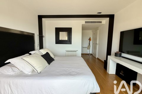 Сasa de 5 dormitorios en alquiler en Sant Vicenc De Montalt, Barcelona, Cataluña, Spain № 8460 - foto 17