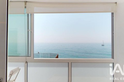Apartamento de 3 dormitorios en venta en Sant Pol de Mar, Barcelona, Cataluña, Spain № 8457 - foto 5