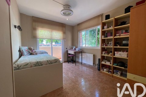 4 bedrooms apartment for sale in Vilanova i la Geltru, Barcelona, Catalonia, Spain № 8454 - photo 12