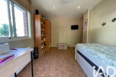 4 bedrooms apartment for sale in Vilanova i la Geltru, Barcelona, Catalonia, Spain № 8454 - photo 13
