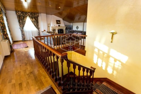 Casa adosada de 6 dormitorios en venta en Gavà, Barcelona, Cataluña, Spain № 1007 - foto 14