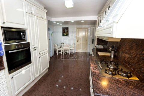 Casa adosada de 6 dormitorios en venta en Gavà, Barcelona, Cataluña, Spain № 1007 - foto 13