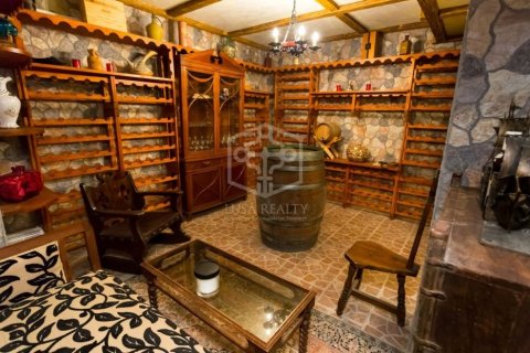 Casa adosada de 6 dormitorios en venta en Gavà, Barcelona, Cataluña, Spain № 1007 - foto 28